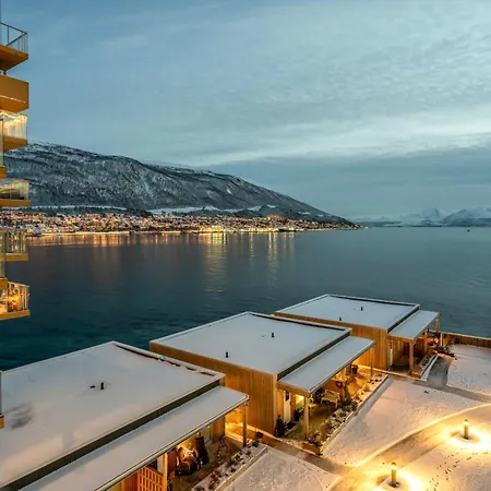 New Arctic Seaside With Balcony & Amazing View Apartament *